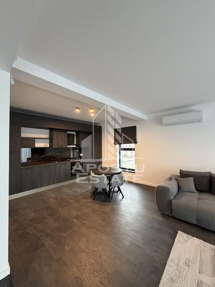 Apartament cu 3 camere decomandat în Dumbrăvița