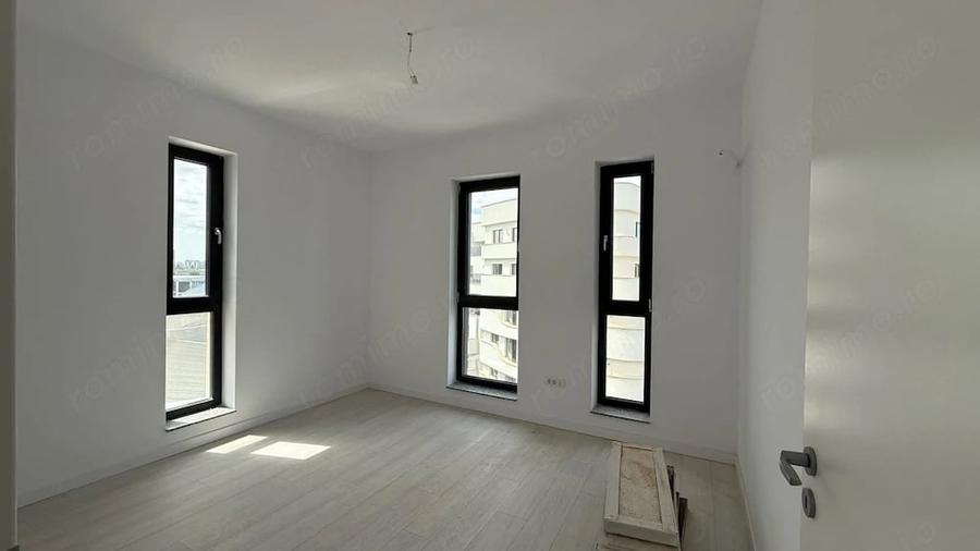 Apartament cu 3 camere în Nerva Traian