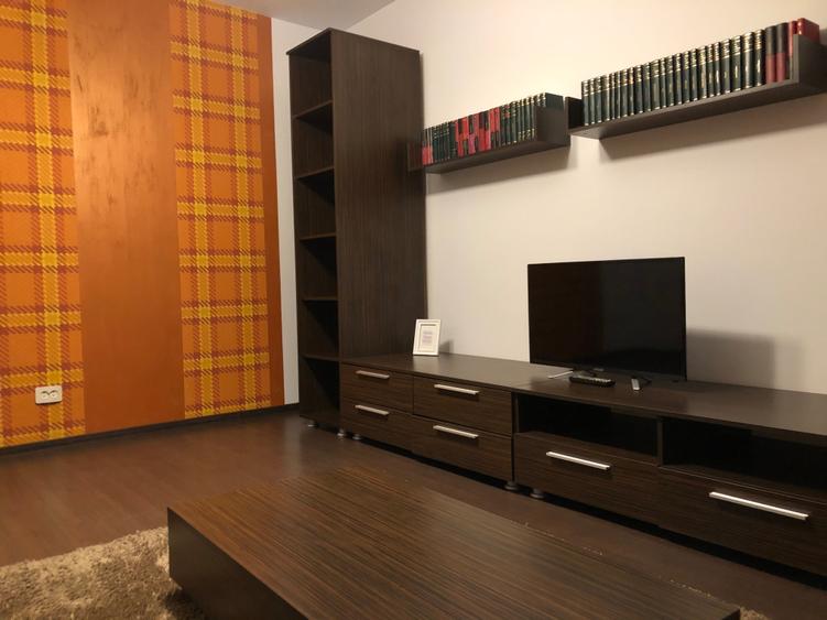 Apartament cu 2 camere decomandat în Spitalul Județean