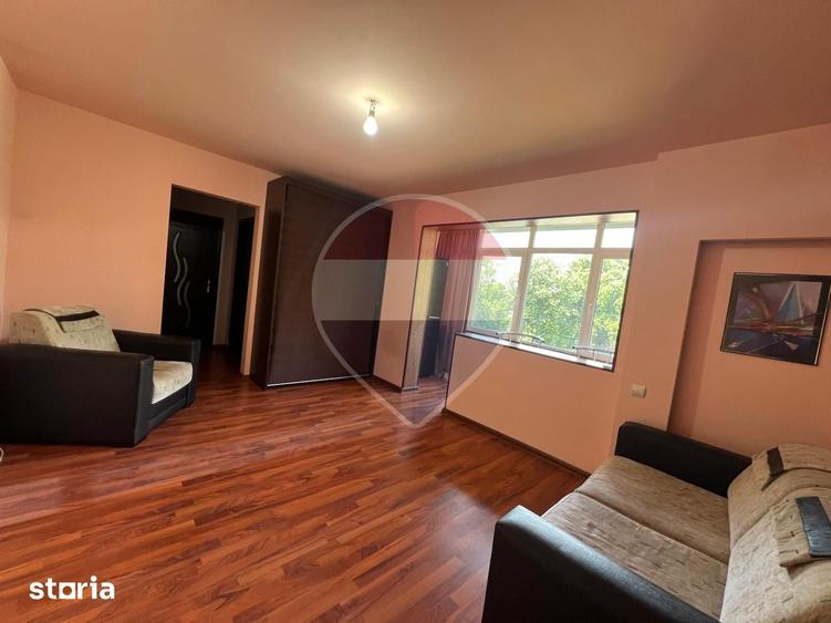 Apartament cu 2 camere semidecomandat în Andrei Mureșanu