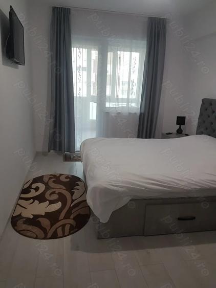 Apartament cu 2 camere semidecomandat, mobilat în Nord