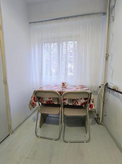 Apartament cu 2 camere decomandat, mobilat în Tineretului