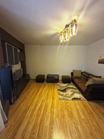 Apartament cu 2 camere decomandat în Dristor