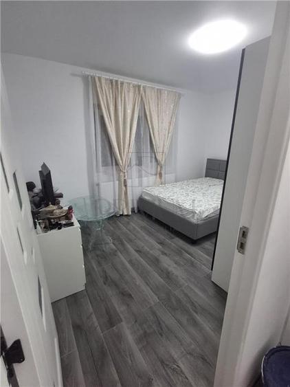 Apartament cu 2 camere semidecomandat, mobilat în Dâmbovița