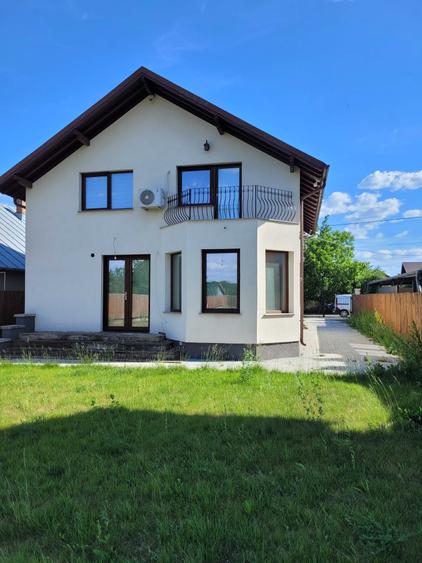 Casă cu 4 camere în Vest