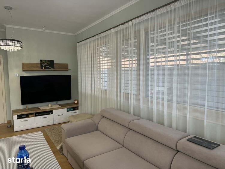 Casă cu 5 camere cu Teren 800 Mp în Făget