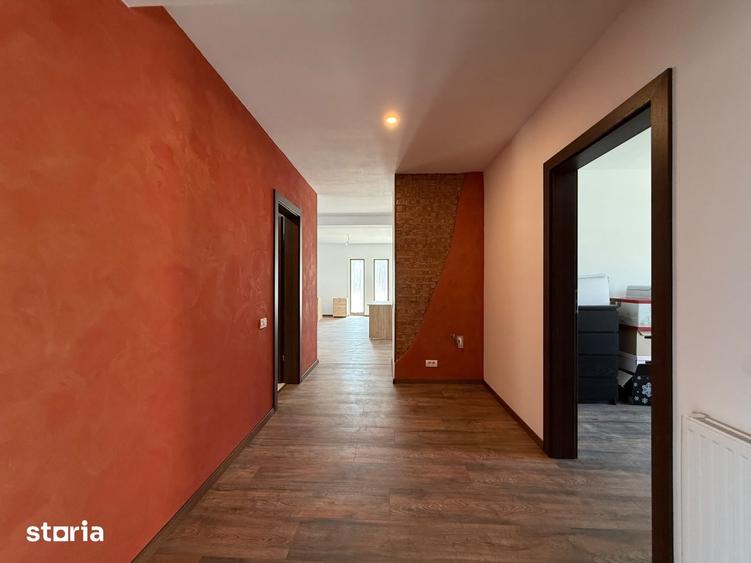 Apartament cu 4 camere în Odăi