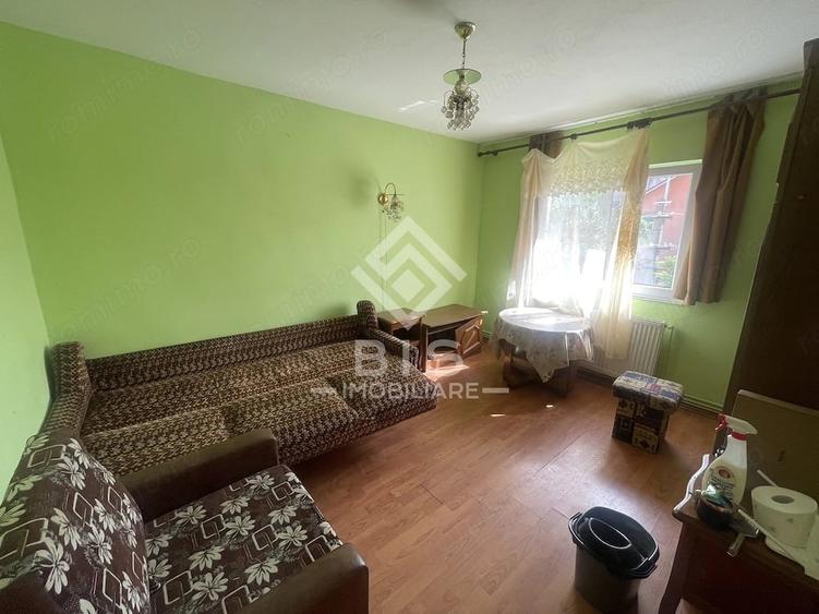 Garsonieră decomandată în Central