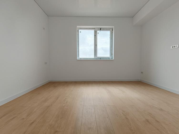 Apartament cu 3 camere decomandat în Dobroești