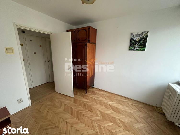 Apartament 3 camere semidecomandat in apropierea statiei de metrou Ian - 9