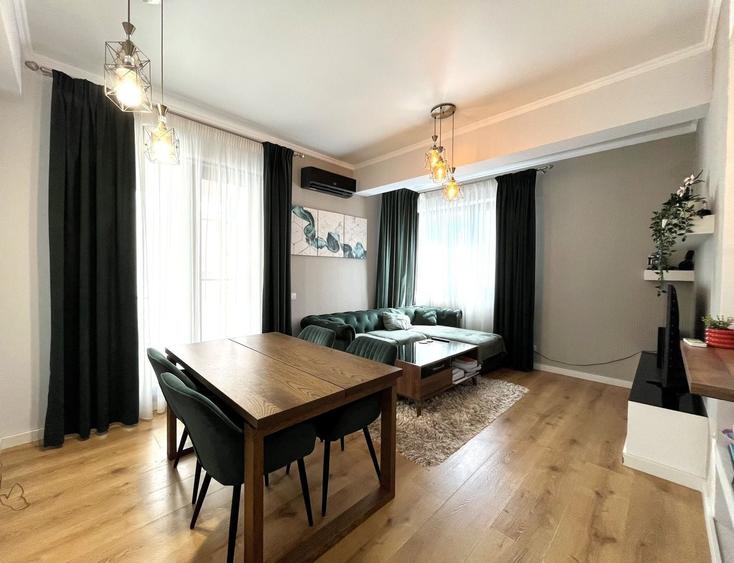 Apartament cu 3 camere semidecomandat, mobilat în Domenii