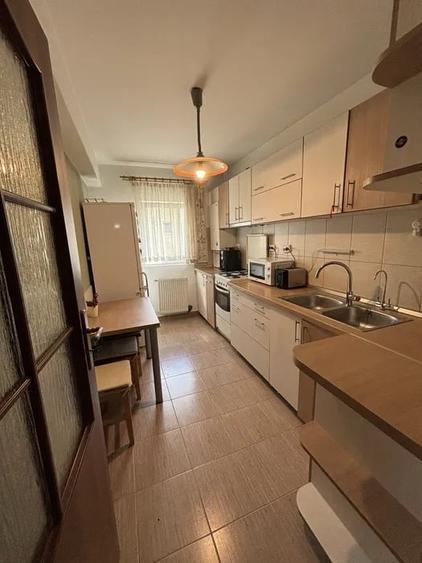 Apartament decomandat, parcare, zona JYSK Floresti - 4