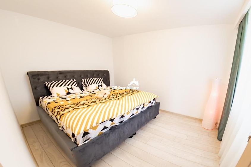 Apartament cu 3 camere semidecomandat în Eroii Revoluției
