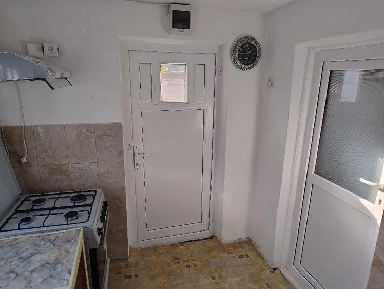 Apartament cu 2 camere decomandat în Bariera Vâlcii