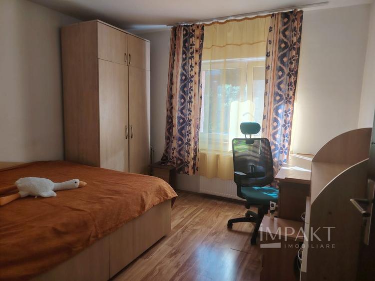 Apartament cu 4 camere decomandat, mobilat în Zorilor