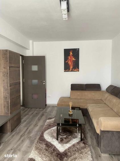 Apartament cu 2 camere decomandat în Galata