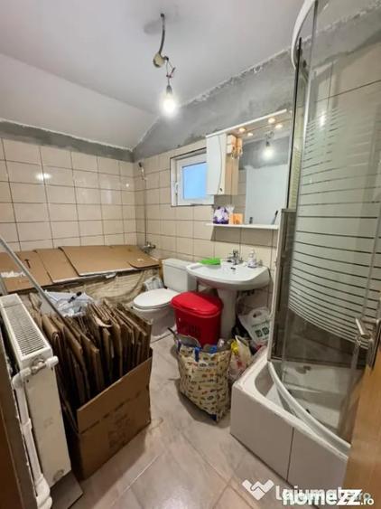 Casă cu 3 camere cu Teren 400 Mp în Valea Roșie