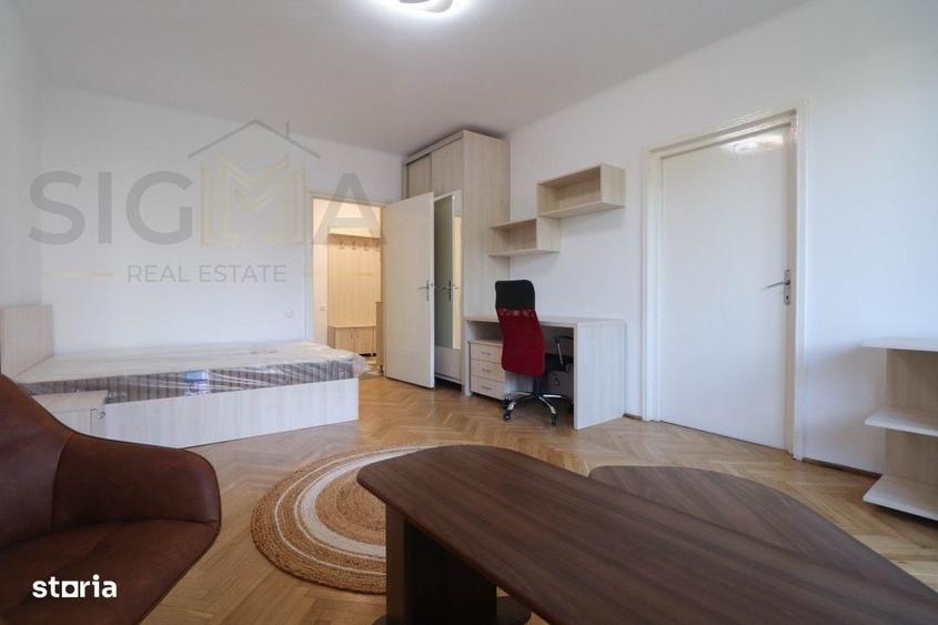 Apartament cu 3 camere decomandat în Central
