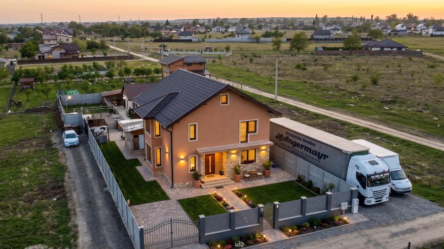 Casă individuală cu 4 camere cu Canalizare în Ciorogârla