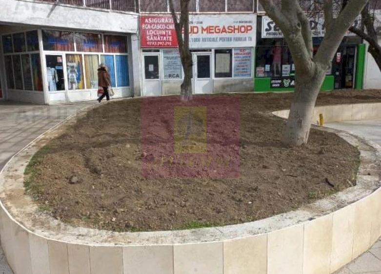 Spațiu comercial, de 163 mp, în Central