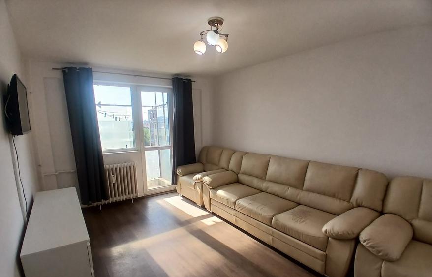Apartament cu 2 camere decomandat în Drumul Taberei