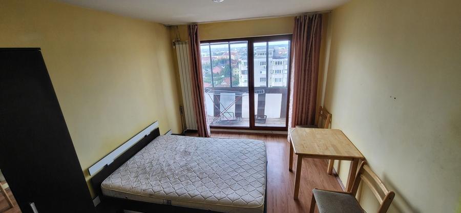 Apartament cu 2 camere decomandat în Nufărul