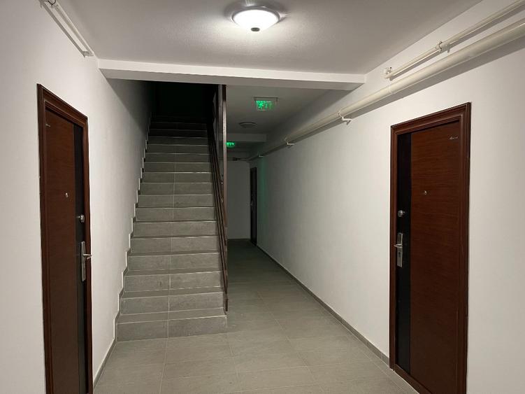 Apartament cu 2 camere semidecomandat în Sânpetru