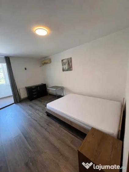 Garsonieră în Valea Rosie