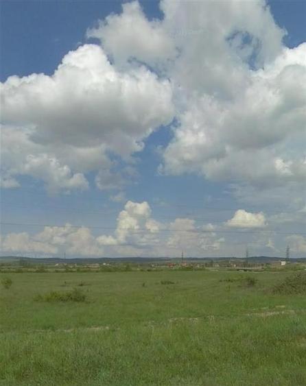 Teren Construcții intravilan de 34088 mp, în Săcădat