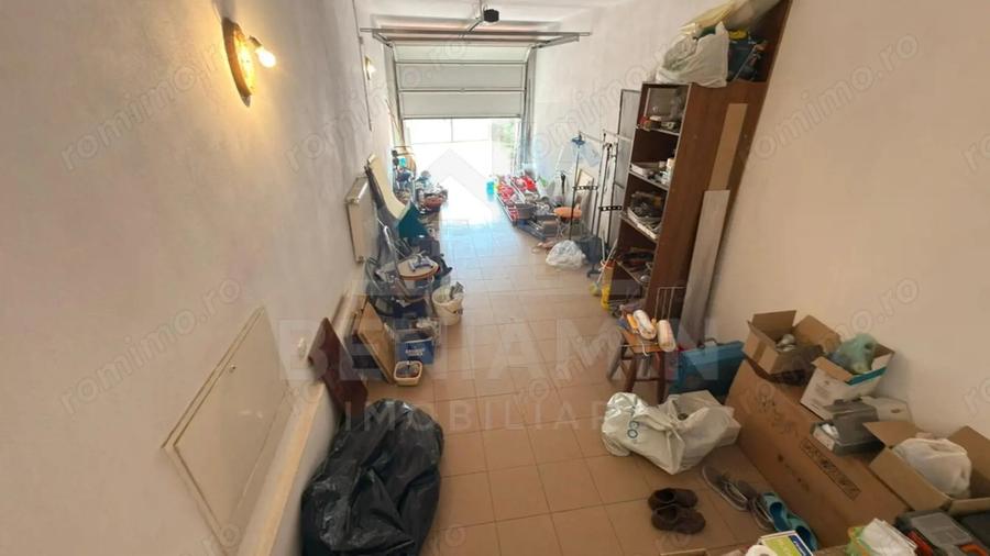 Casă cu Teren 464 Mp în Cârcea