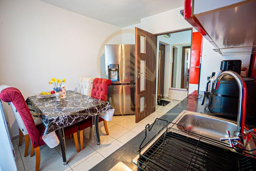 Apartament cu 4 camere decomandat, mobilat în Tomis Nord