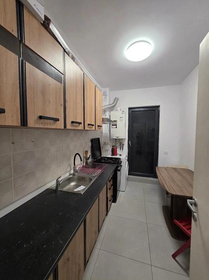 Apartament cu 2 camere decomandat în Crângași