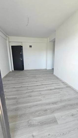 Apartament cu 2 camere semidecomandat în Frumoasa