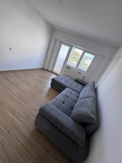 Apartament cu 2 camere decomandat în Exterior Vest