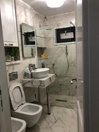 Apartament cu 2 camere decomandat în Exterior Vest