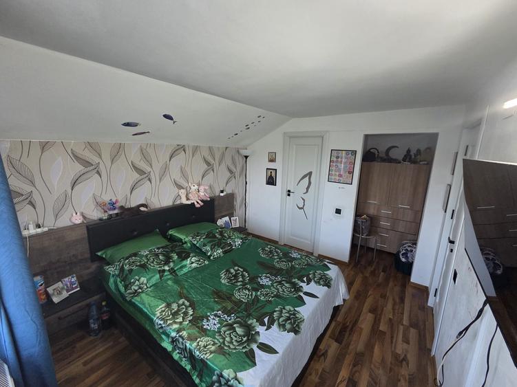 Casă cu 4 camere în Central