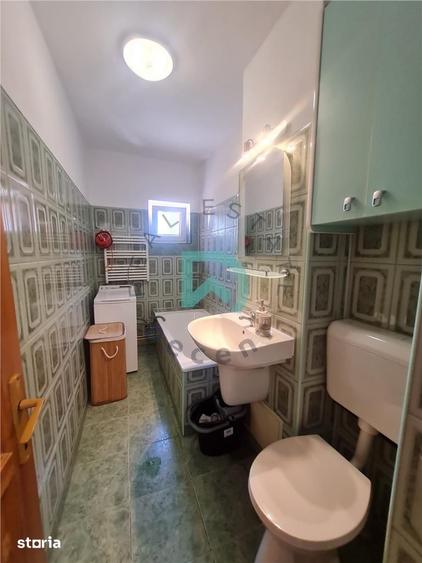 Apartament cu 2 camere decomandat, mobilat în Valea Cetății
