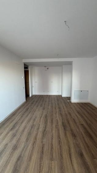 Apartament cu 2 camere semidecomandat în Pantelimon