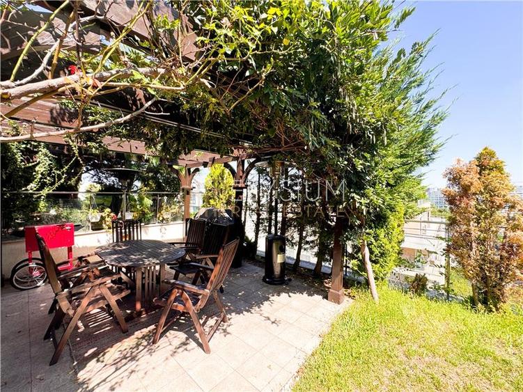 Apartament cu 4 camere decomandat, mobilat în Herăstrău