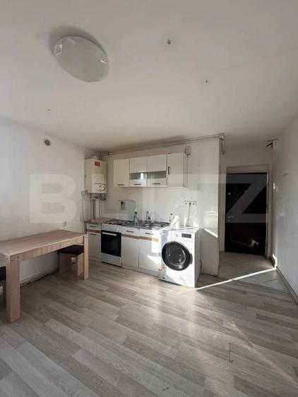 Apartament cu 2 camere decomandat în Ady