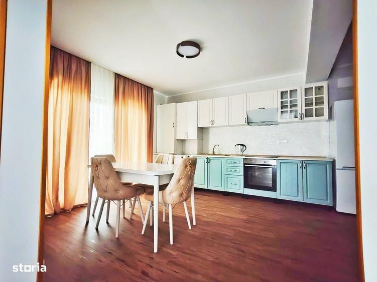 Casă cu 4 camere în Lumina