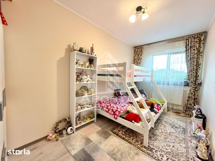 Casă cu 4 camere cu Teren 250 Mp în Sud