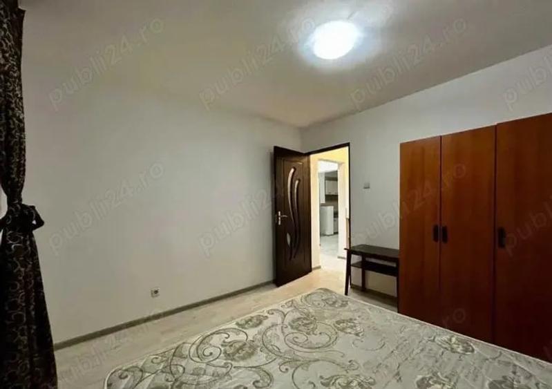 Apartament cu 3 camere decomandat în Craiter