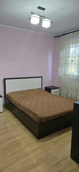 Apartament cu 2 camere semidecomandat în Micro 16