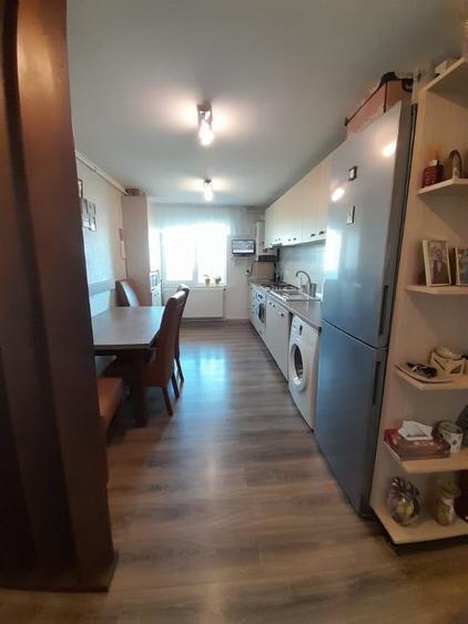 Apartament cu 2 camere decomandat în Unirea