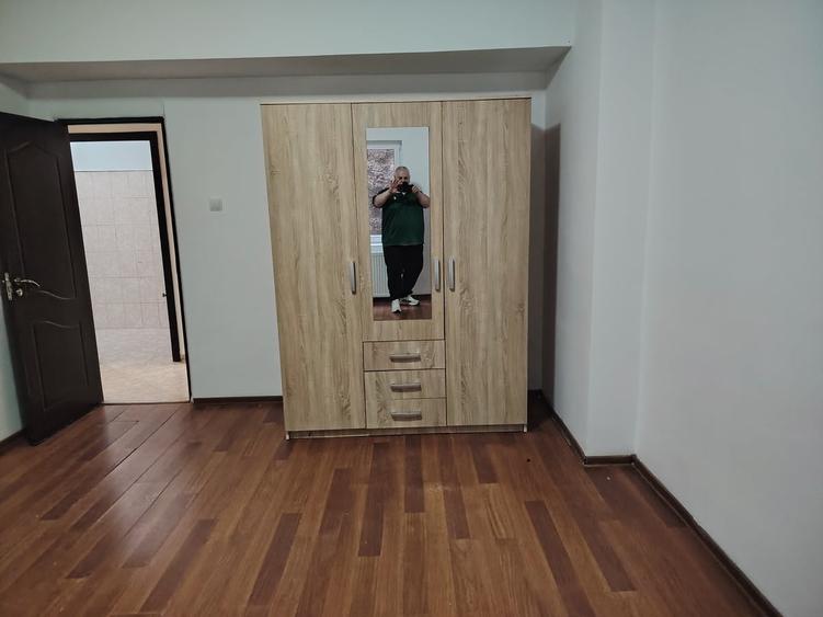 Apartament decomandat în Magheru