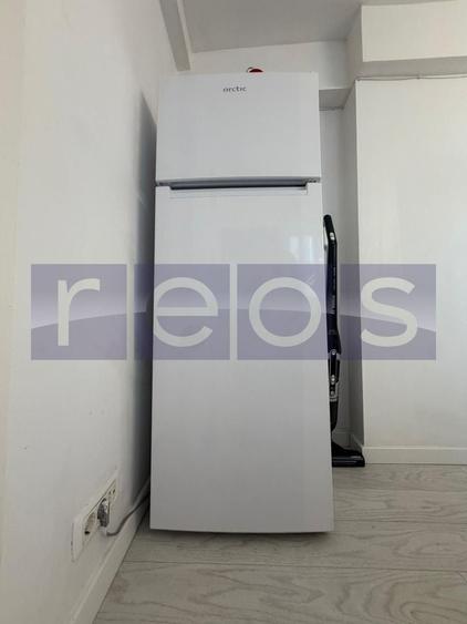 Apartament cu 2 camere semidecomandat, mobilat în Eminescu