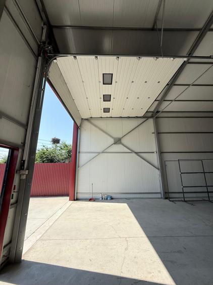 Spațiu industrial, de 400 mp, în Exterior Sud