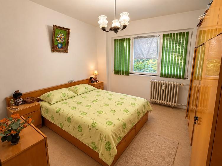 Apartament cu 3 camere în Berceni