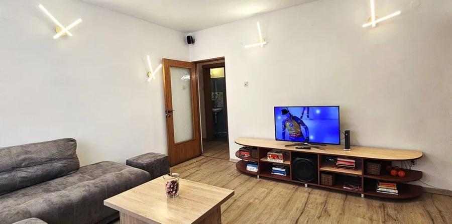 Apartament cu 3 camere în Grivița